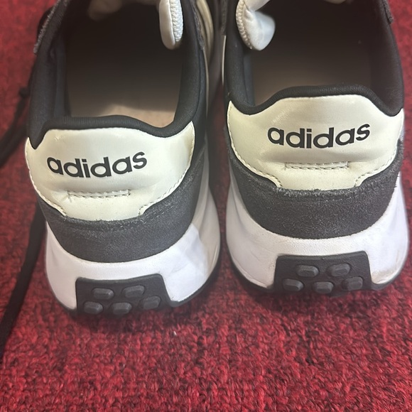 Adidas new - Picture 3 of 7